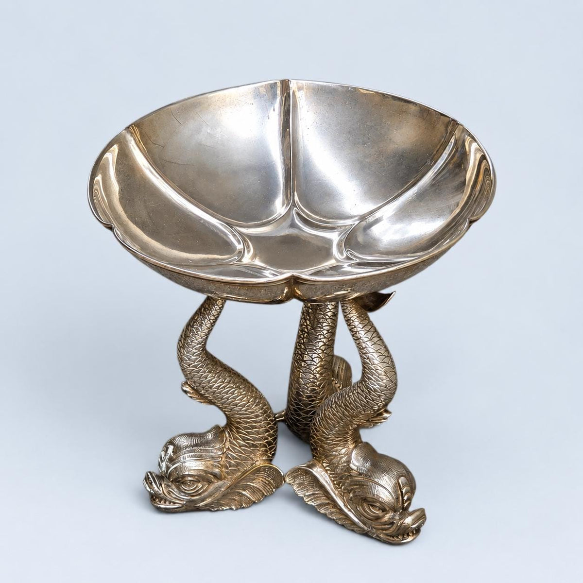 Vintage Dolphin Centerpiece Bowl, Silver-Tone Metal Fruit Stand on Three Sculptural Dolphins, Lobed Bowl, 24 cm