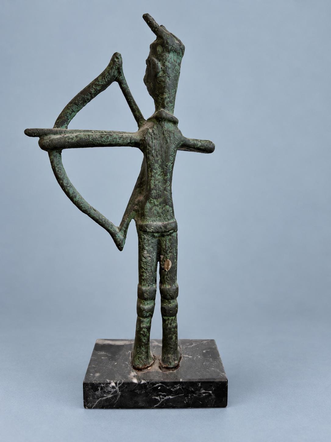 Vintage 1960s–70s Bronze Sardinian Archer Sculpture on Black Marble Base, Nuragic Bronzetto Style Warrior with Bow, Mid-Century Decor