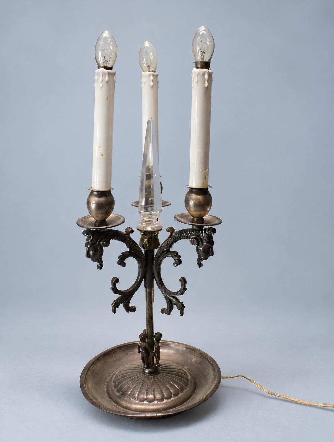 Vintage Three-Light Candelabrum Table Lamp, Silver-Tone Metal with Ram’s Head Scroll Arms, Faceted Glass Centre Spike, Gadrooned Dish Base