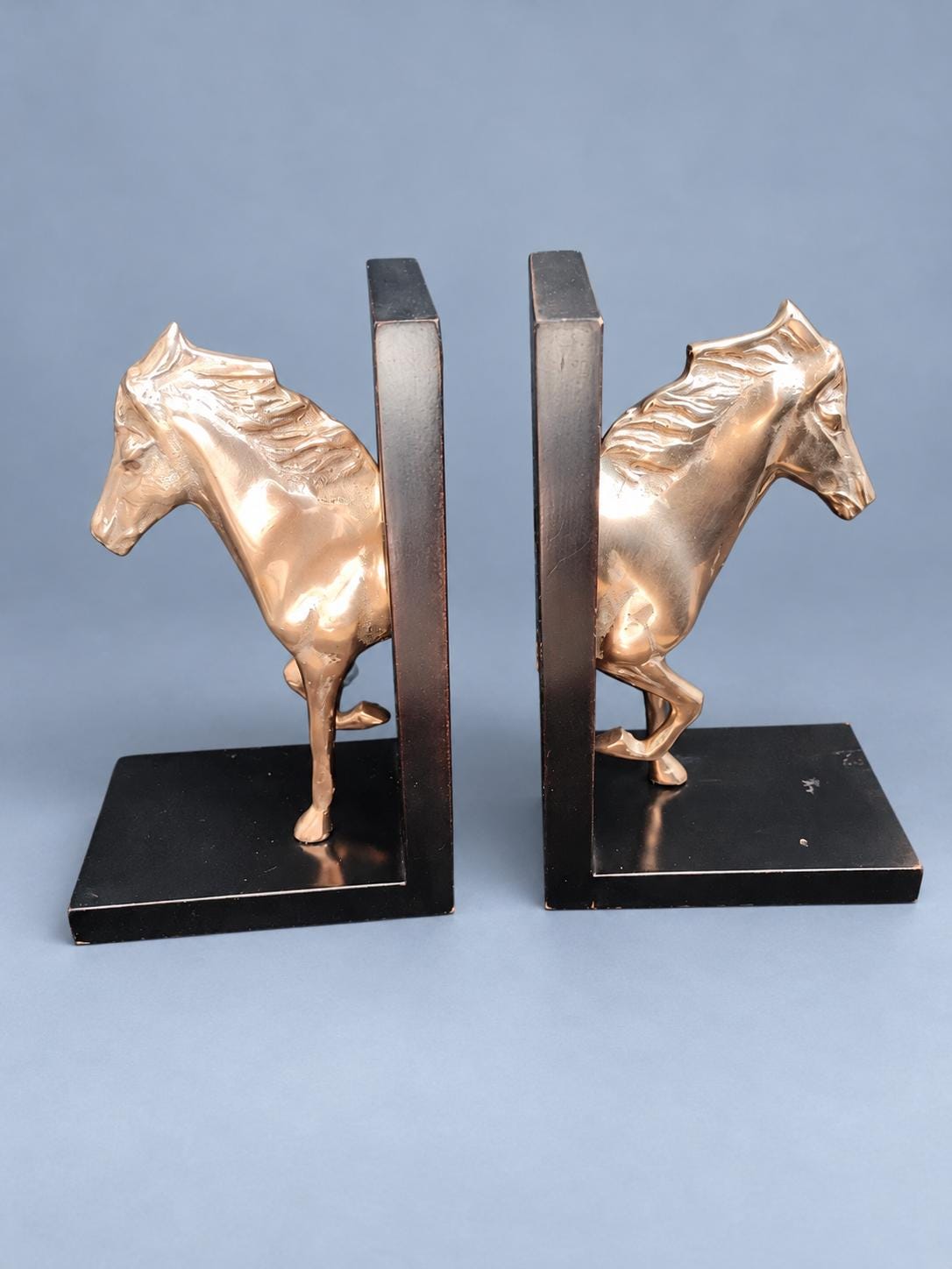 Pair of Horse Bookends, Gold-Tone Metal Horses on Black Bases, Equestrian Library Decor, 23 cm
