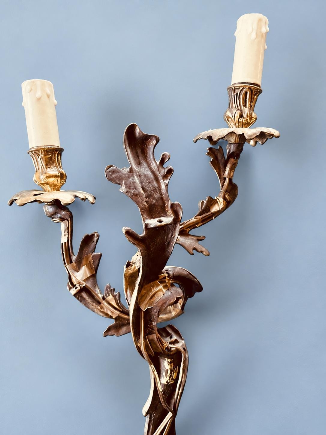 Vintage Pair of Louis XV Rocaille Style Wall Sconces, Gilt Metal Acanthus Scrolls, Two Lights Each, Mirror-Image Pair, 45 cm