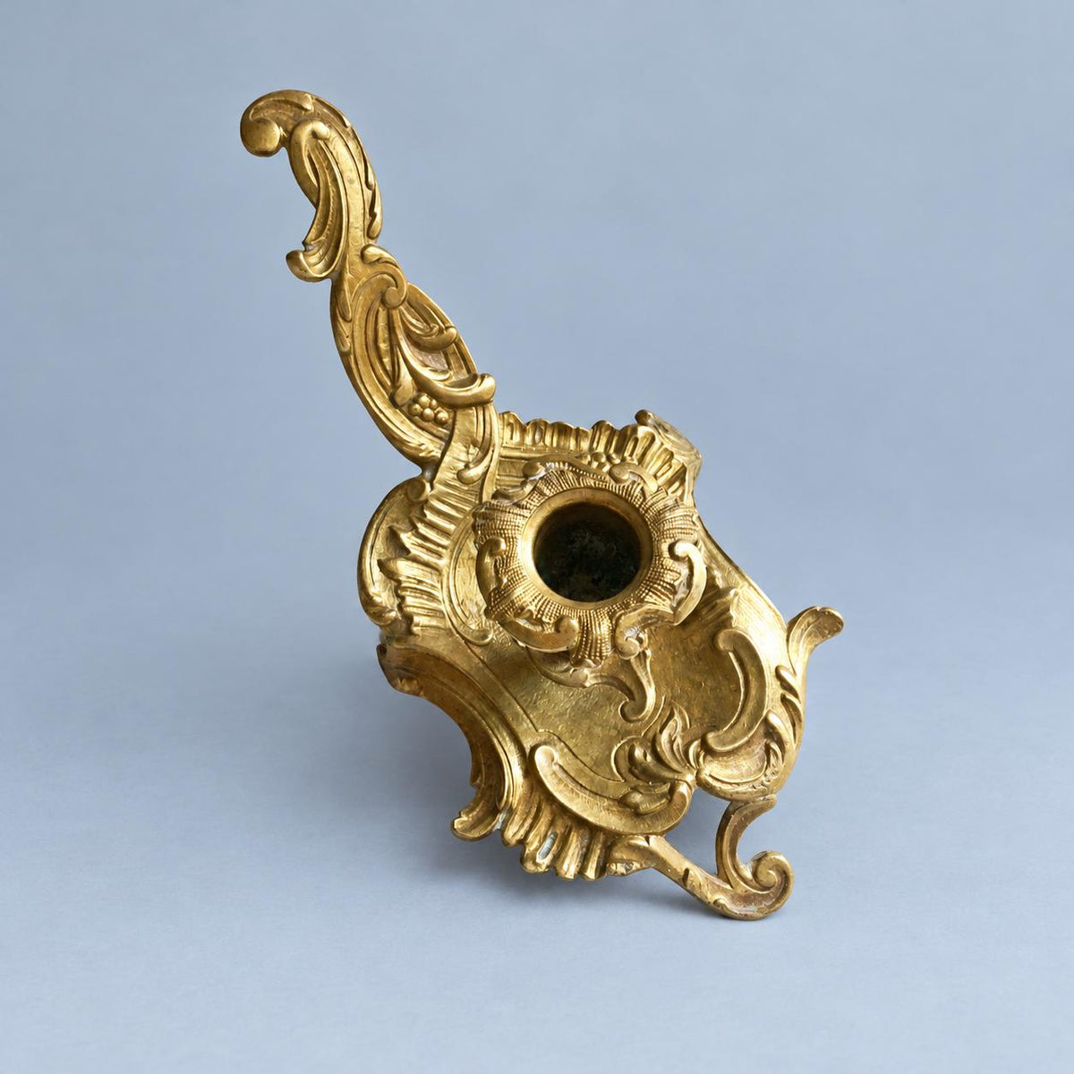 Vintage Louis XV Rocaille Style Gilt Metal Chamberstick, Hand Candle Holder with Scrolled Handle, 23 cm