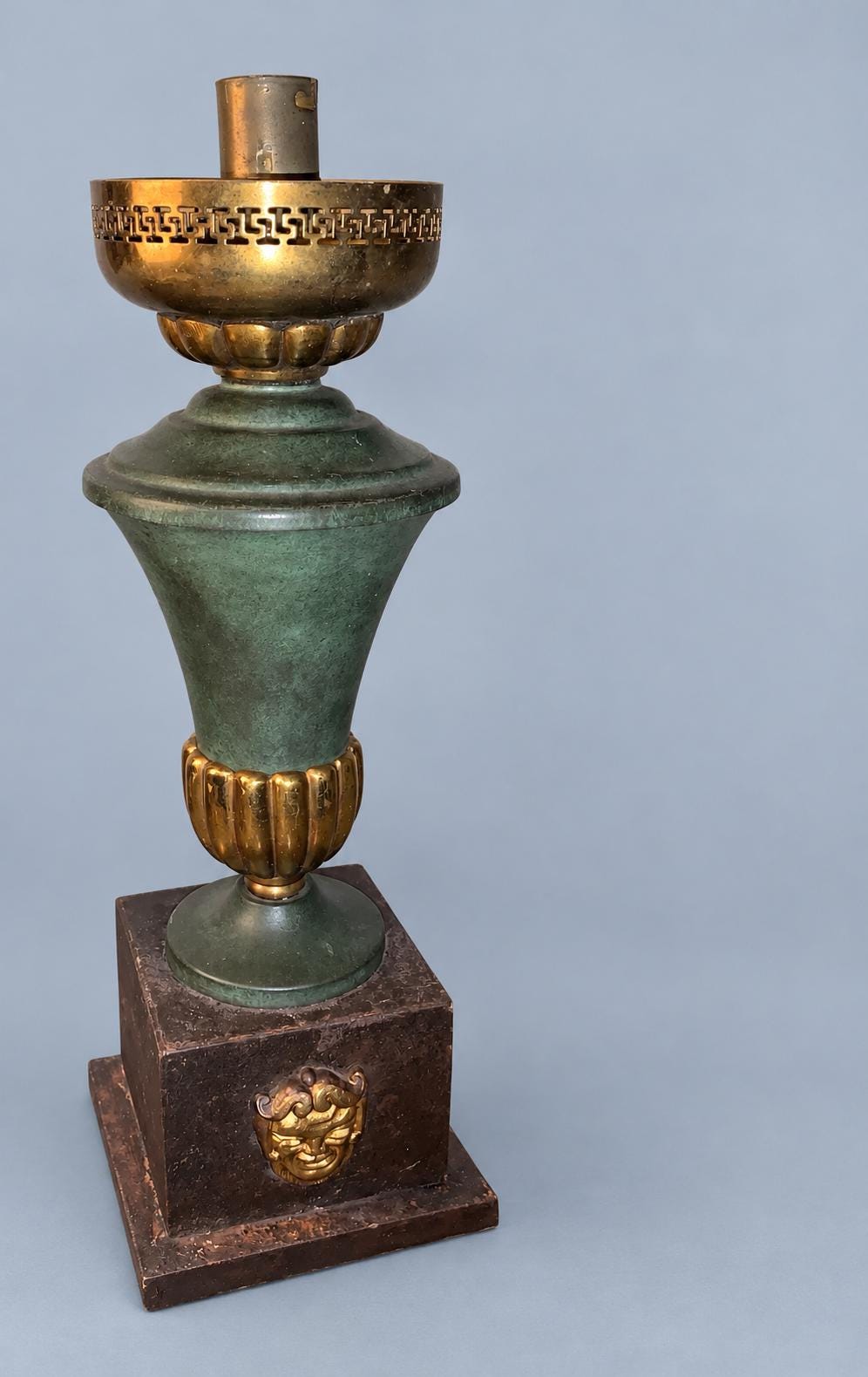 Vintage Empire Style Table Lamp, Attributed 1940s–50s, Green Lacquered Urn with Gilt Gadroons, Greek Key Gallery and Lion Mask Base, 30 cm