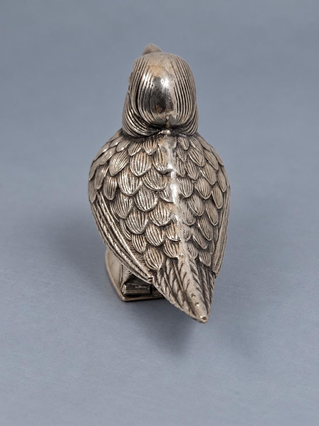 Vintage Figural Bird Salt or Pepper Shaker, Silver-Tone Metal with Finely Chased-Look Feathers, Small Table Sculpture, 7 cm