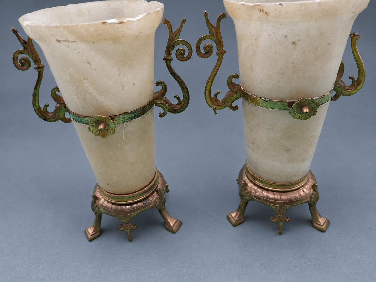 Vintage Pair of Napoléon III Style Alabaster Mantel Vases, Gilt Metal Mounts with Scrolled Handles and Palmette Tripod Feet, 19th Century