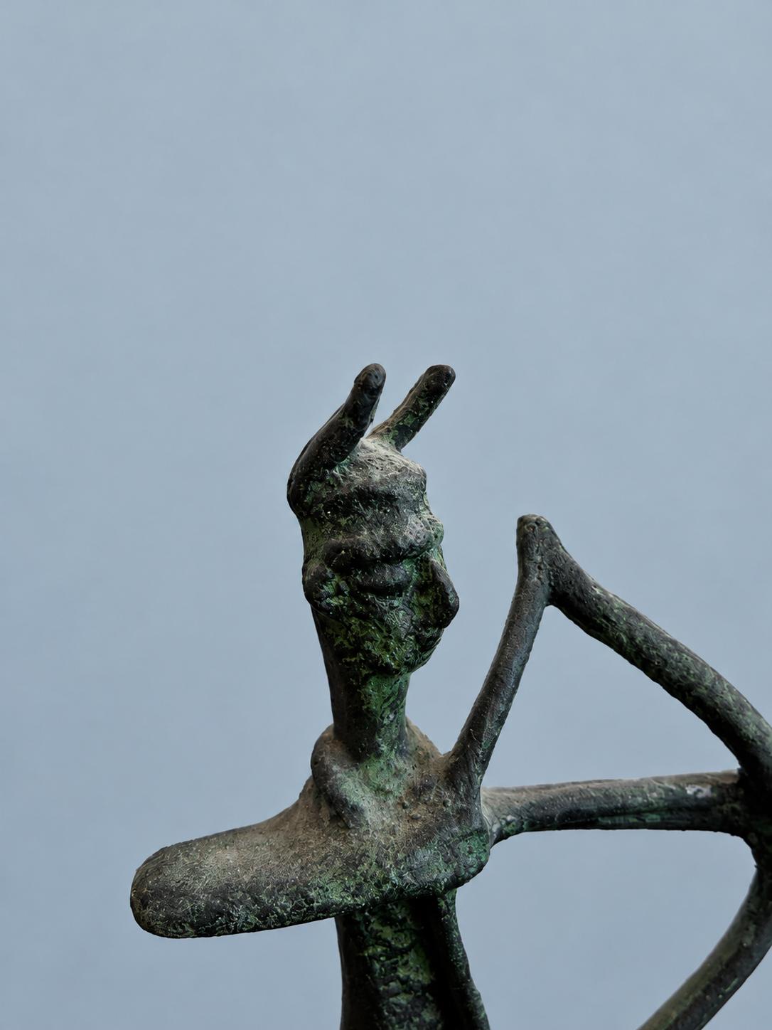 Vintage 1960s–70s Bronze Sardinian Archer Sculpture on Black Marble Base, Nuragic Bronzetto Style Warrior with Bow, Mid-Century Decor
