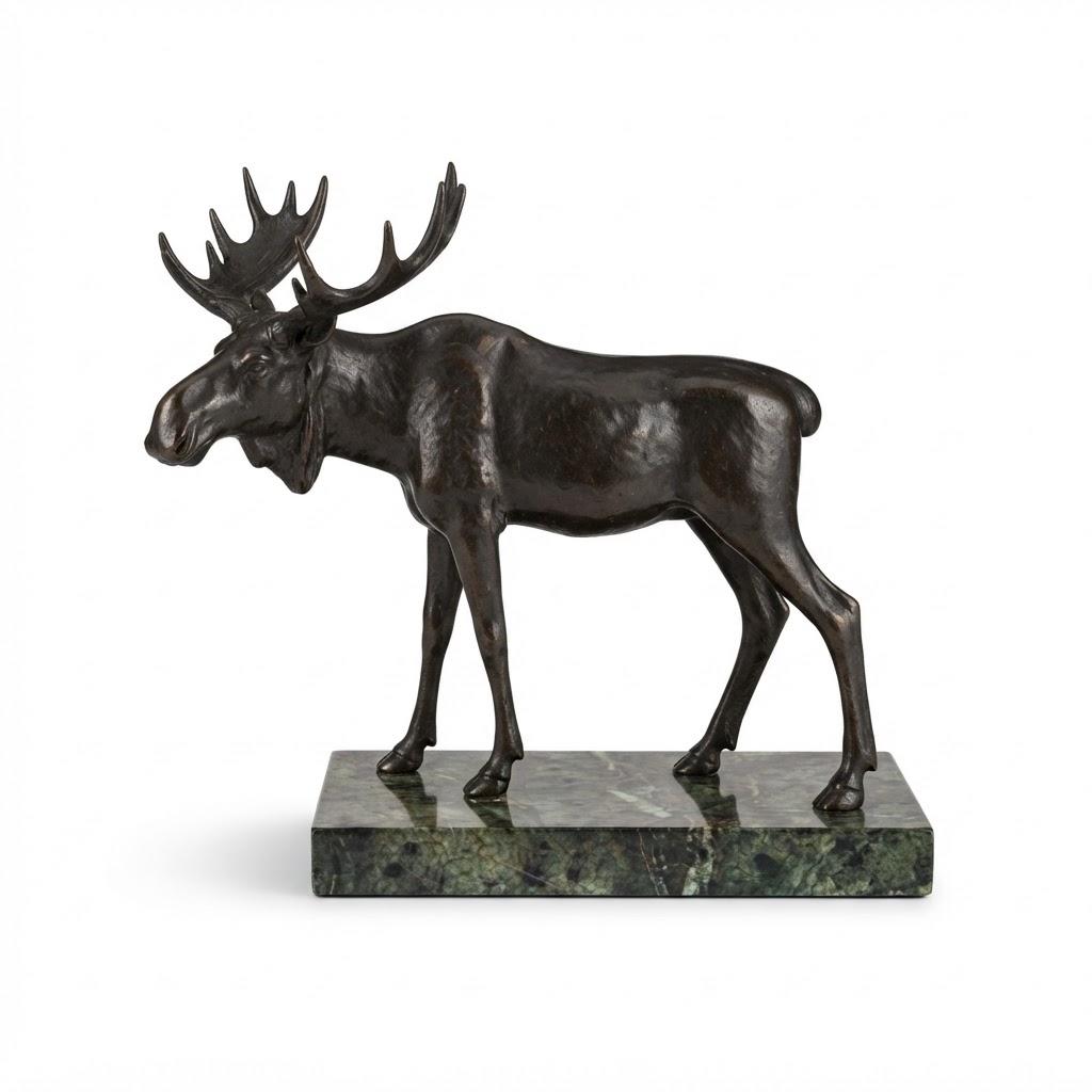 Antique Animalier Bronze Moose Sculpture, Standing Bull with Broad Antlers, Dark Graphite Patina on Stone Base, circa 1890