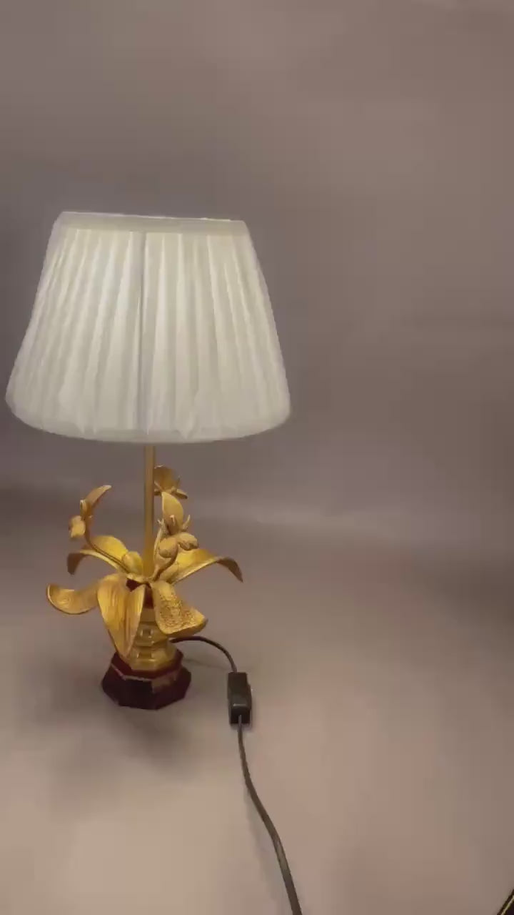 Vintage Brass Table Lamp, Floral and Leaf Motif, Wooden Base, 1970s